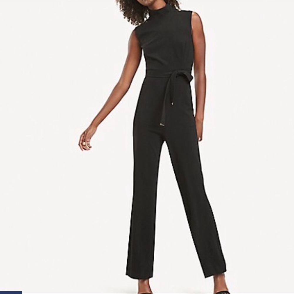 Tommy Hilfiger Jumpsuit gold buttons mock neck high neck tie waist elegant